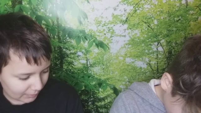 isprobavanje cokolada sa drugom *pljunuli zlatnu cokoladu. steta 1000€ смотреть онлайн