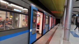 Метропоезд "Москва" в Метро Казани, станция Аметьево.