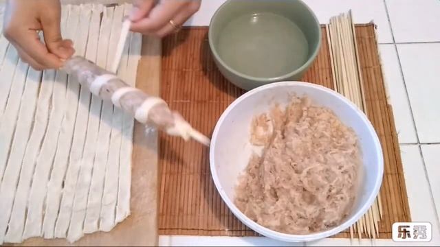 Люла кебаб из курицы в тесте с сыром. Lula kabob tovuq go'shtidan . смотреть онлайн