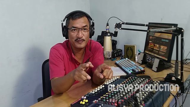 EFEK DELAY STEREO DI MIXER SOUNDCRAFT YANG JARANG ORANG TAU смотреть онлайн