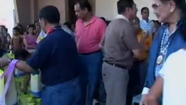 Pres. Joseph Estrada visits Manapla,Negros Occidental смотреть онлайн