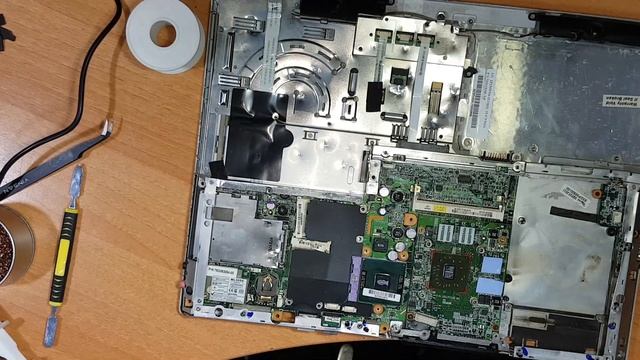 INTENTO DE RESTAURACION DE FUJITSU SIEMENS AMILO DESTROZADO!!!!! смотреть онлайн