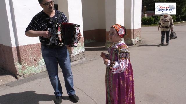 Пой гармонь, звени душа, песня русская слышна! смотреть онлайн