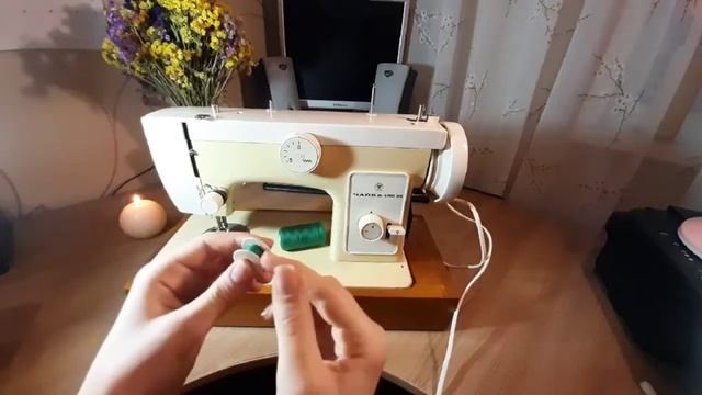 Как вставить нить в швейную машину/Чайка 132М/ Подготовка швейной машины к работе/Советы и лайфхаки смотреть онлайн