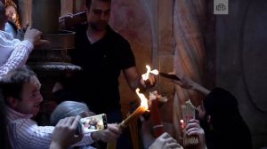 В Иерусалиме сошел Благодатный огонь