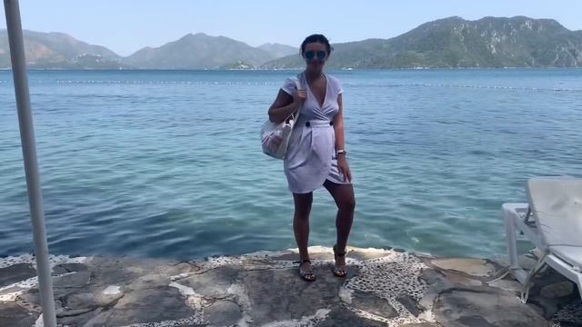 Платье горошек на запах смотреть онлайн