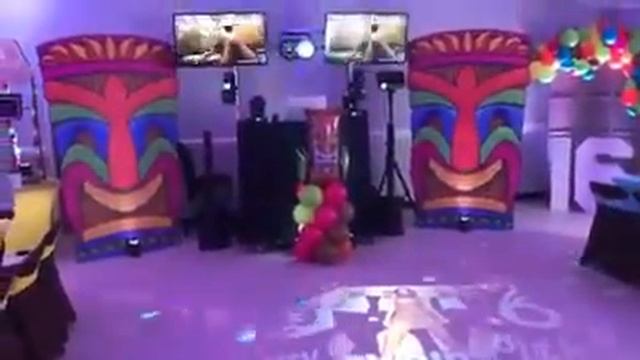 DC2DW Sweet 16 Setup with animated monogram and light effects with selfie station смотреть онлайн