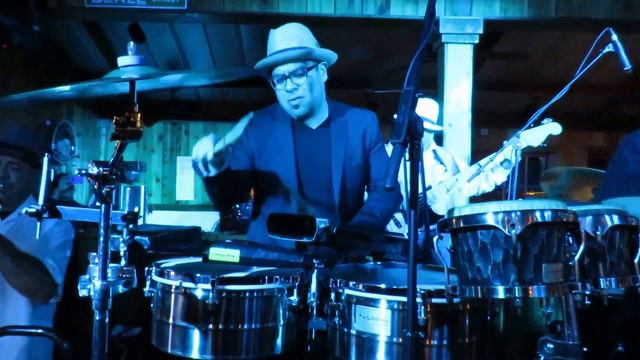 Patron Latin Rhythms - What'cha Gonna Do смотреть онлайн