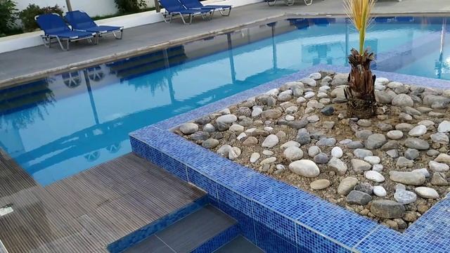 Туристы в Греции. Крит. Море, Пляж, Отель. смотреть онлайн