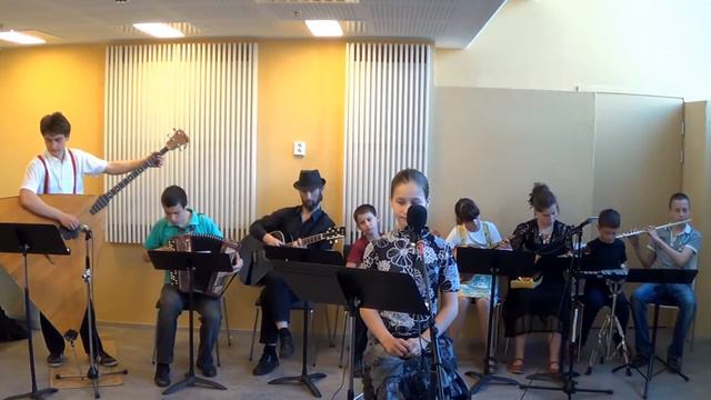 Нелли Хакель на ст Н Гейловой По над реченькой Ансамбль УРА 1080p смотреть онлайн