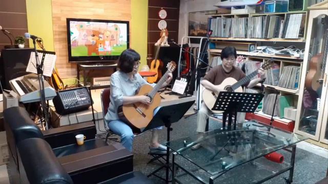 *동요* 곰 세마리 (Three Bears) ( Guitar Duet / 연주 : 이정미, 김충희 / 편곡 : 진태권 Jin Taekwan ) смотреть онлайн
