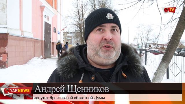 В школе в Ярославле – протечки и обрушения смотреть онлайн