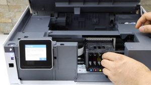 HP OfficeJet Pro 9010e Ink Cartridge Replacement.