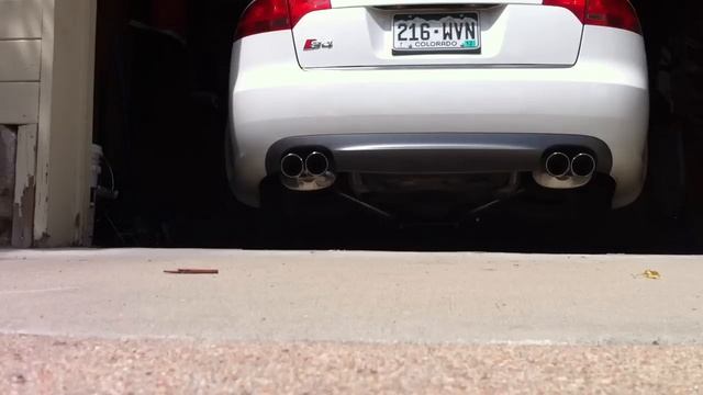 B7 Audi S4 with RS4 Magnaflow 16689 cat-back exhaust смотреть онлайн