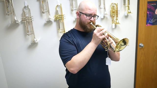 Jon Kratzer demonstrating the Schagerl 610L Cornet For sale at Austin Custom Brass смотреть онлайн