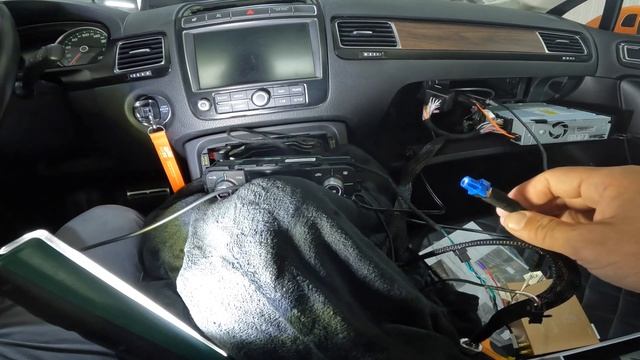 Vw Touareg 2017 How To Install AppleCarPlay & AndroidAuto On RNS 850 / Navigation Infotainment