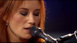 Tori Amos - Horses 3D HD Live