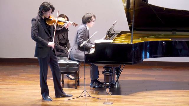 Gentaro Kagitomi and Yoshito Numasawa Gabriel Fauré's "Après un rêve" as an encore of their recital смотреть онлайн