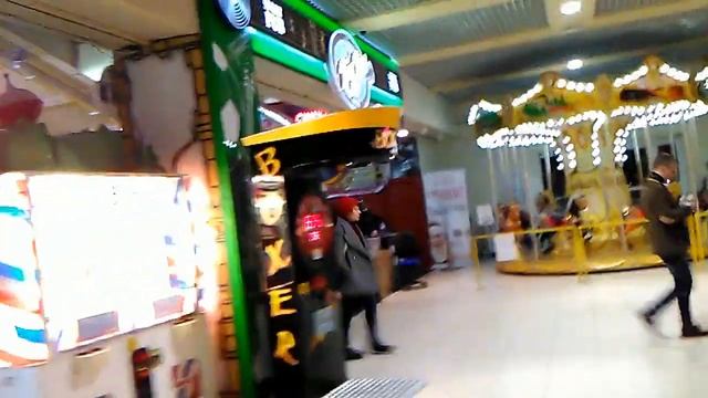 Dream Town каток, Ледовый каток "Айс Дрим" в ТРЦ "Дрим Таун" (г. Киев) смотреть онлайн