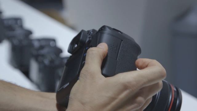 Canon 6D Full Frame DSLR Hands-on Demo