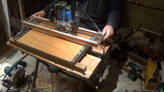 Simple hand driven X/Y coordinate table. смотреть онлайн