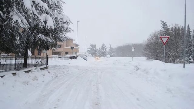 Strade innevate provincia di Bologna смотреть онлайн