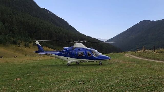 Georgian tourist palace - Tusheti , village Diklo, helicopter take off / თუშეთი - სოფელი დიკლო смотреть онлайн