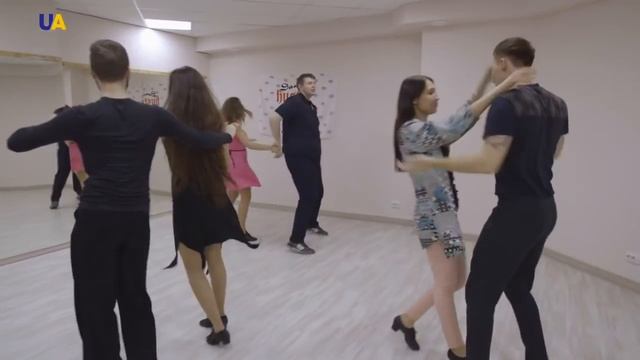 Что такое танец хастл?