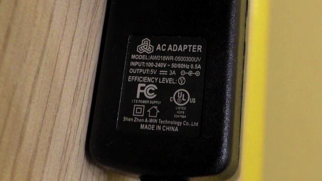 Как зарядить все гаджеты от одной розетки? Через хаб! смотреть онлайн