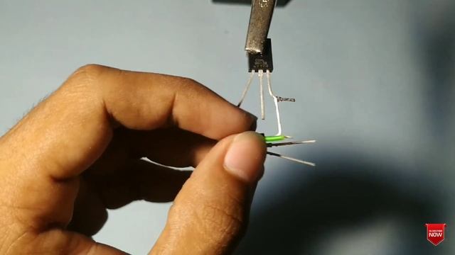 DC 12 volt to 220 volt AC inverter смотреть онлайн