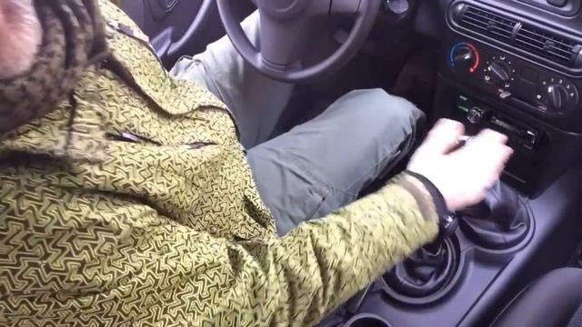 Раздатка Нивы, трудности с блокировкой решаются просто. смотреть онлайн