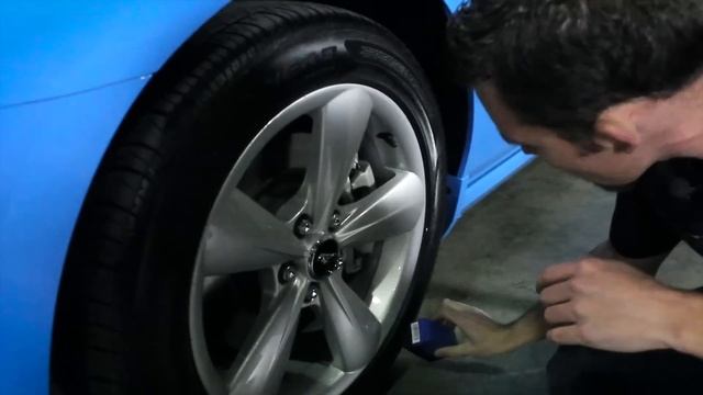 How to: Apply Tire Shine - Chemical Guys V.R.P. Dressing - Vinyl Rubber Plastic EPIC CAR CARE смотреть онлайн