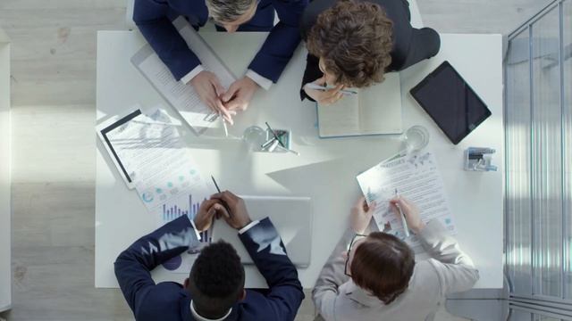 How I Makes 2 Crores/Yr ? Remote As Software Developer | Genie Ashwani смотреть онлайн