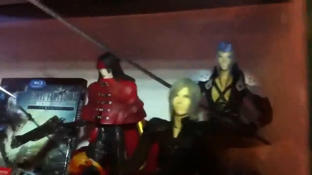 Final Fantasy VII Advent Children Collection смотреть онлайн