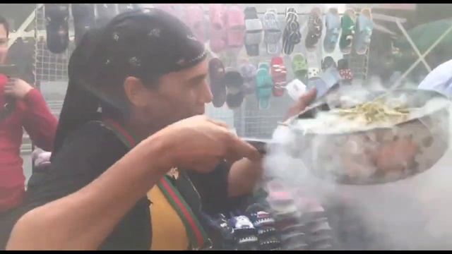 Прогулка с МАСТЕРОМ по старому городу в Ташкенте , Чорсу Базар. смотреть онлайн