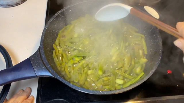 AMAZING Red Chili Beef Nopalitos • Mexican Cactus Stew смотреть онлайн