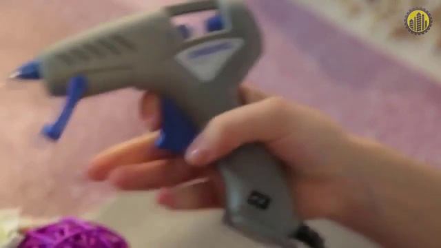 Как пользоваться клеевым пистолетом. Клеевой пистолет+для рукоделия смотреть онлайн