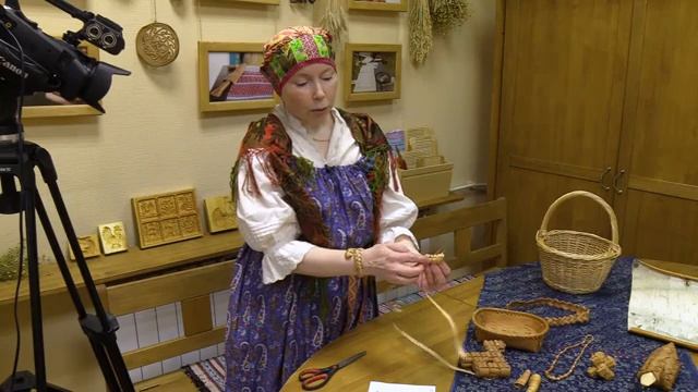 Особенные мастера. Занятие 6. Браслет из бересты. смотреть онлайн