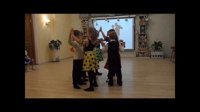 Танго танцуют дети смотреть онлайн