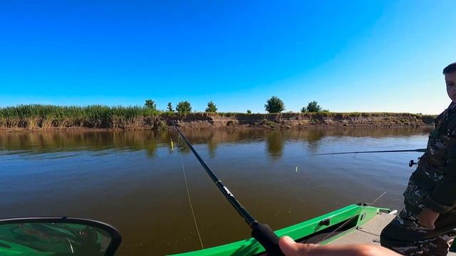 Рыбалка в Астраханской области! Лучшие моменты утрянки! Ступино смотреть онлайн
