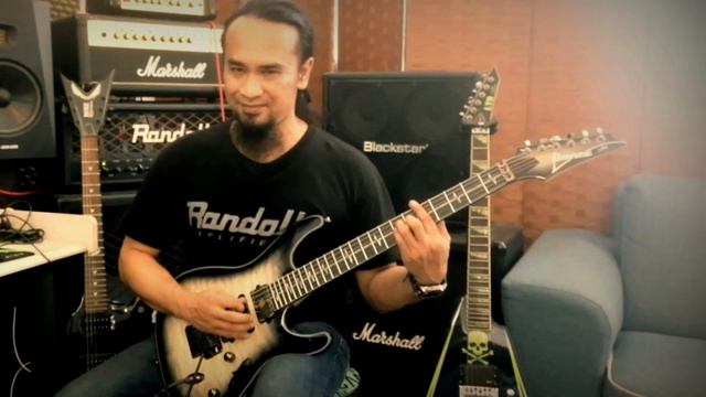Review Gitar Ibanez Jiva 10 - Pro Setup and Reintonation смотреть онлайн