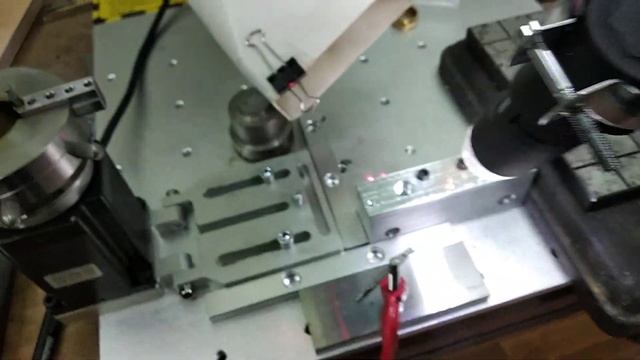 "Извлечение" сломанного метчика лазером. смотреть онлайн