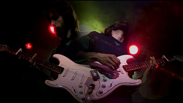 1983 Fender Squier Stratocaster through Roland amplifier Bryan Rombalski "Nozomi" смотреть онлайн