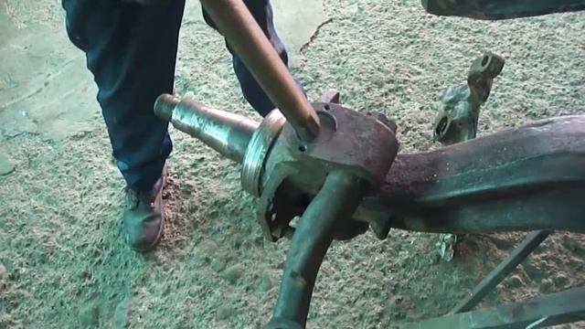 Как правильно заменить шкворень на передней балки КАМаз смотреть онлайн