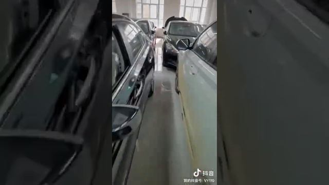 лабиринт) из электромобилей Электричка.бел в Китае, город Сиань смотреть онлайн