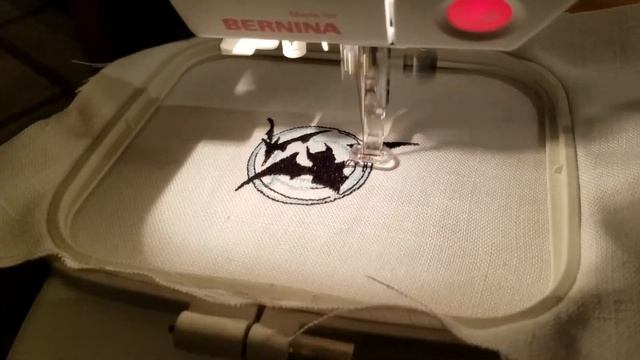 Bernina Deco 330 Logo Embroidery Test смотреть онлайн