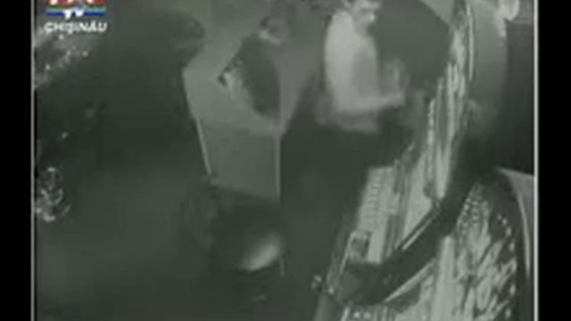 СКРЫТАЯ ВИДЕО СЪЁМКА КРАЖИ. смотреть онлайн