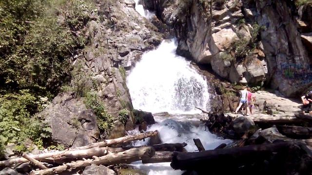 Камышлинский водопад смотреть онлайн