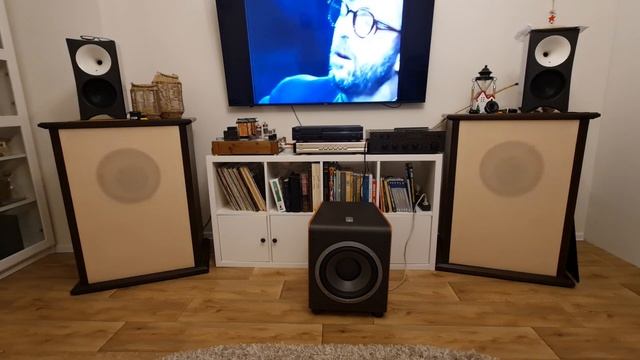 Тест сабвуфера JBL ES250P\230 смотреть онлайн