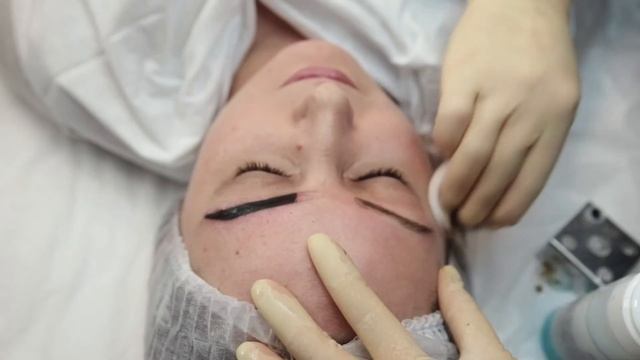 Салон красоты Twins Beauty - Татуаж бровей смотреть онлайн